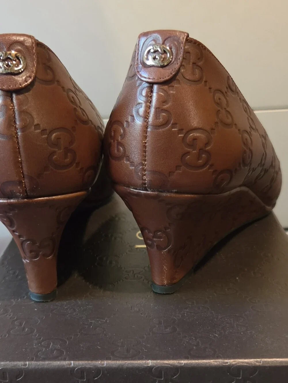GUCCI Brown Leather GG Logo Wedge Pumps Shoes Women Size 38 US 7.5